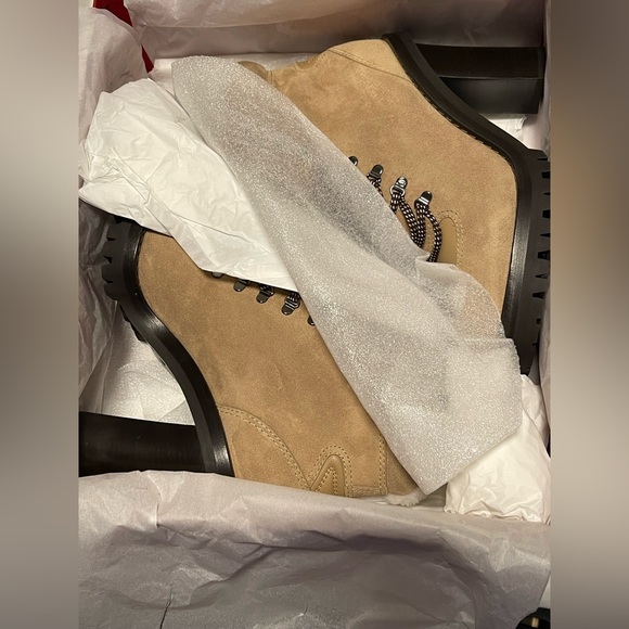 Authentic Valentino fur boots size 40 - Picture 7 of 10